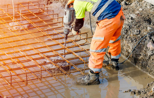 Best Concrete Sidewalk Installation in Hoisington, KS